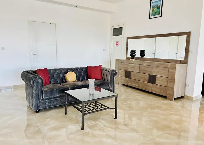 Villa Pour 6pers, 10 Min Des Plages, Proche Aeroport Beziers Et Autoroutes *